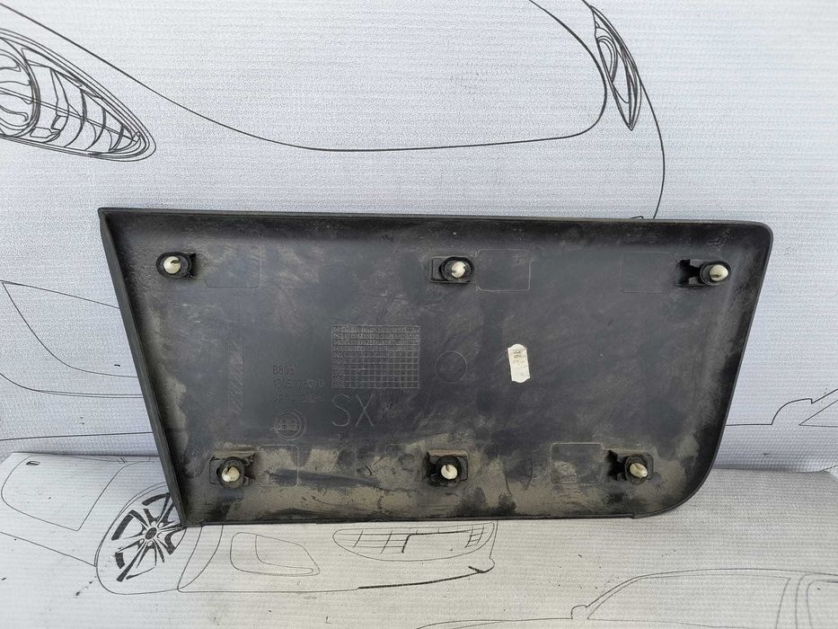 Ornament Usa Stânga Peugeot Boxer / Citroen Jumper / Fiat Ducato 2008 / 2006-2014 Cod OEM 1305773070 (5A3)