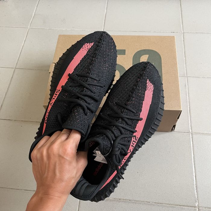 Adidas Yeezy Boost 350 V2 Core Red - 42/43