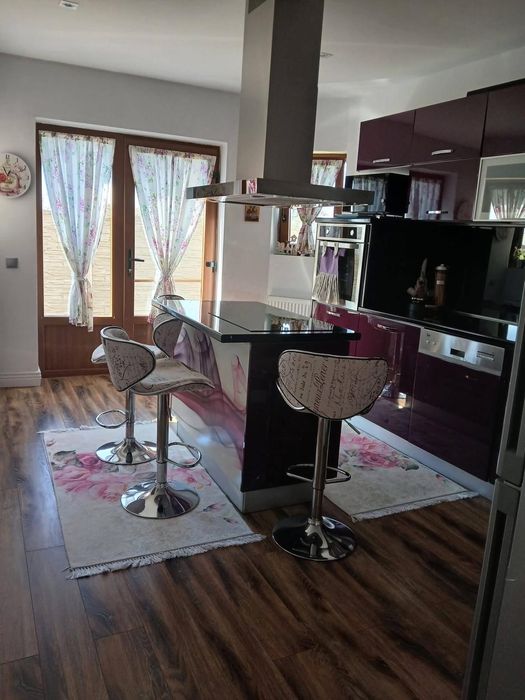 Casă de vânzare, Peciu Nou!