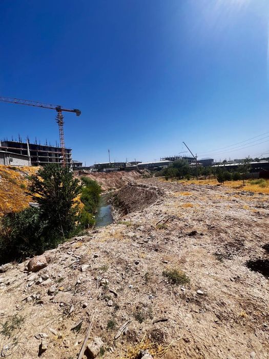 1,5 Гектар База Сотилади. Медгородок