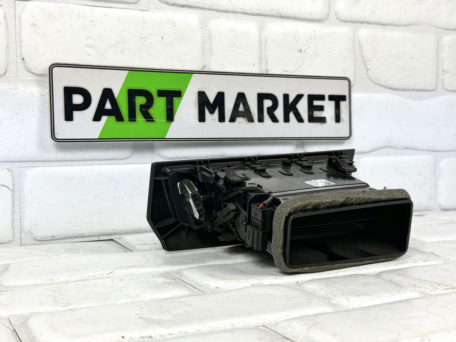 Десен въздуховод духалка AUDI E TRON 4KL820902B