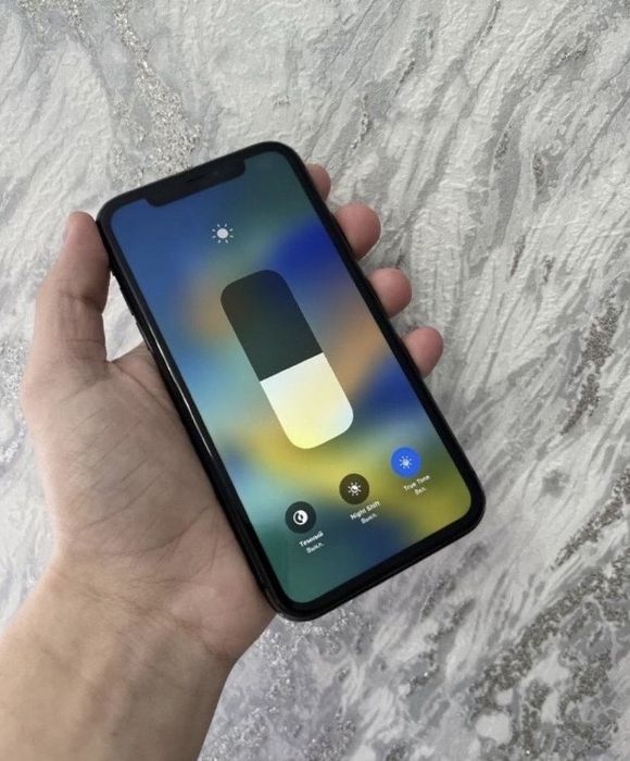 Айфон 11 64гб сатылады