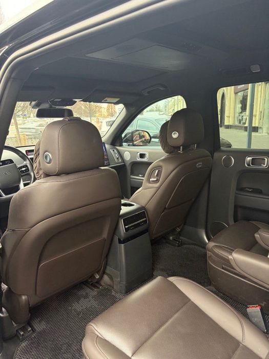 Lixiang L9,  состояние идеальное, от владельца, гибрид