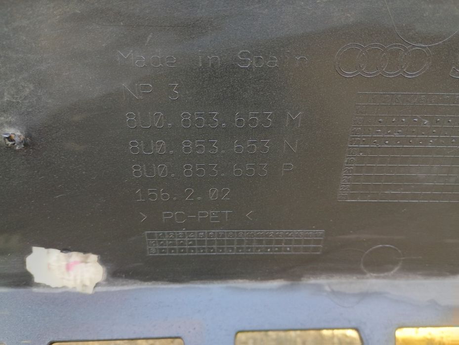 Grila radiator audi Q3 cod 8u0853653
