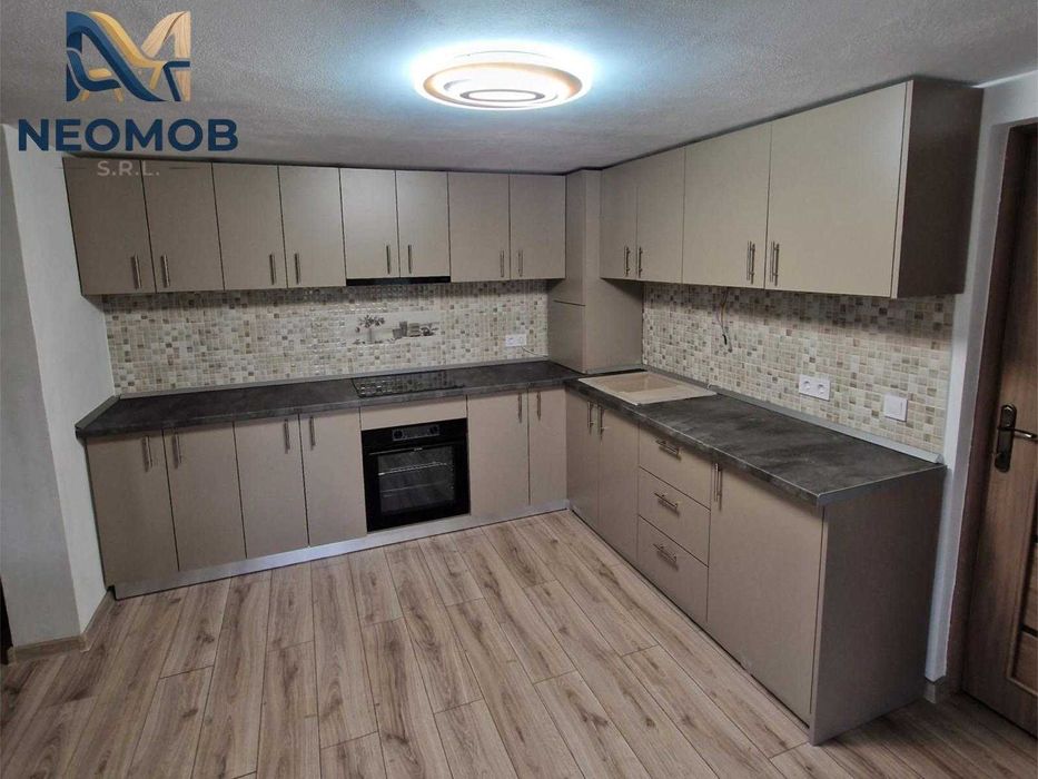 Mobila la comanda