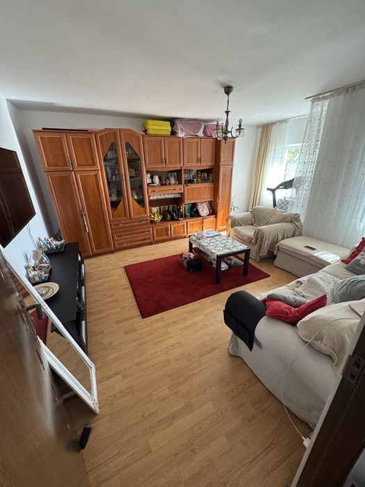 Apartament de vanzare comuna 1 Decembrie,Ilfov