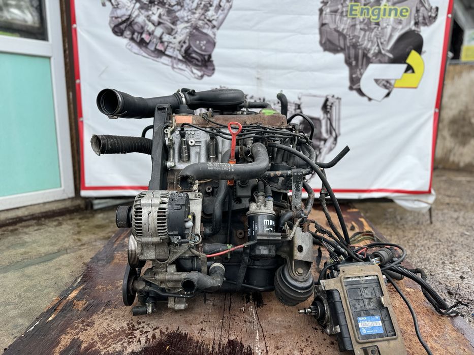 Двигатель Фольксваген пассат 1.8  Голф 3