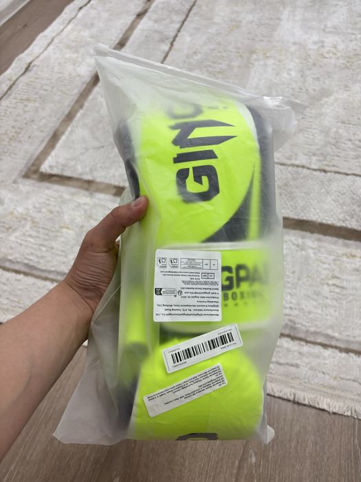 Продам боксёрский перчатки