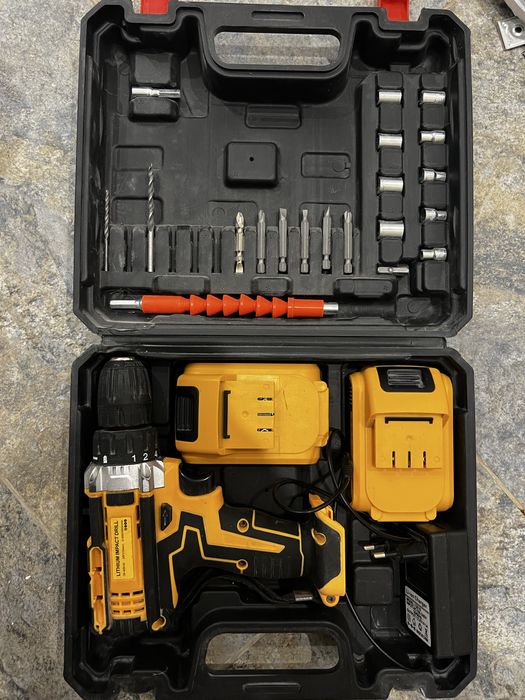 шуруповерт  Dewalt