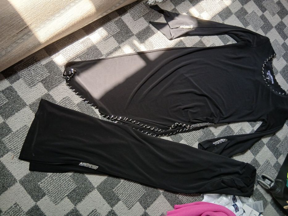 Чорная платья ..