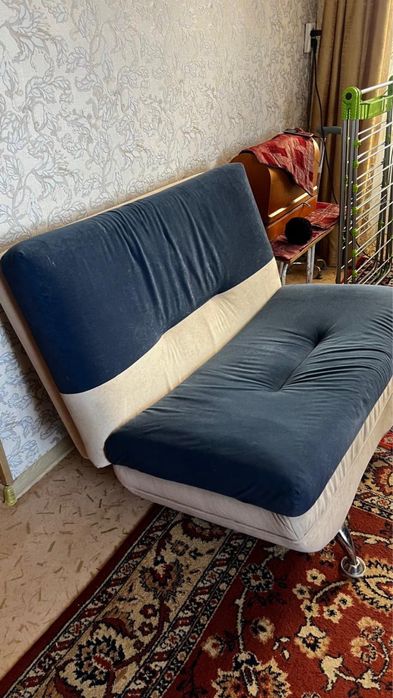 Продам отличный диван