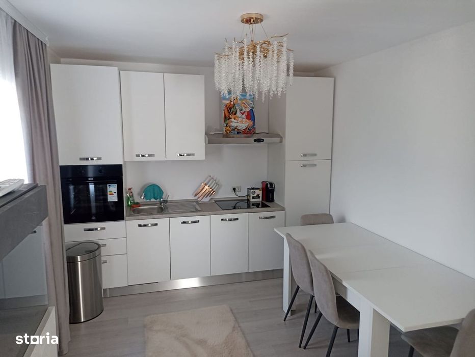 Casa noua cu etaj  Manastirea Doamnei