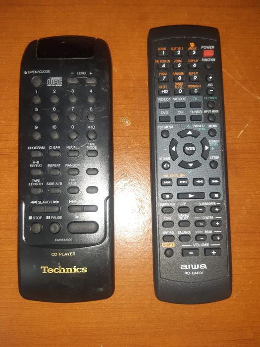 Продаю пульты Technics и Aiwa