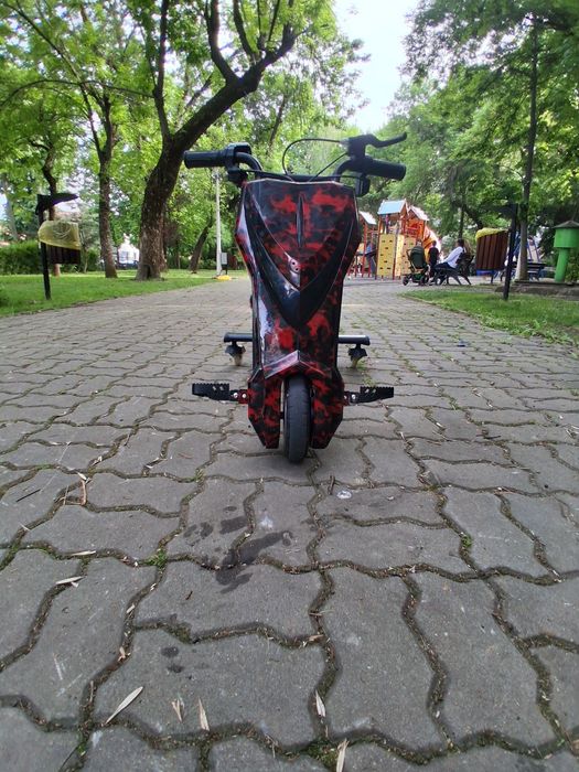 Tricicletă electrică de drift pentru copii 9/10 ani