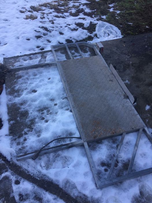 Платформа рампа за кемпер фият Дукато със фризер за багаж