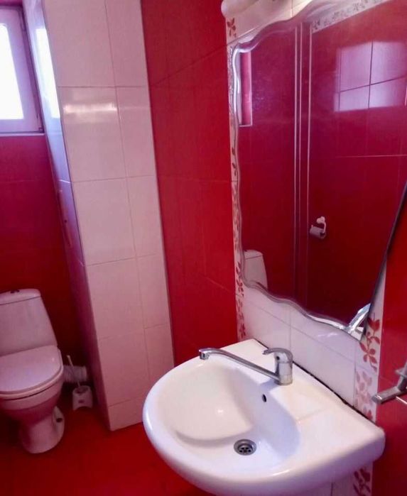 Дава се под наем Тристаен апартамент в Бургас, Сарафово - 100 кв.м за 153 € - Снимка #4