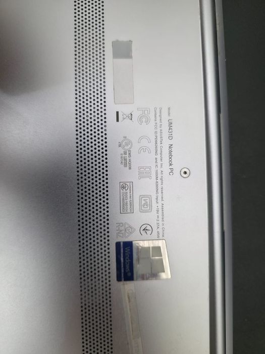 Asus zenbook продаю