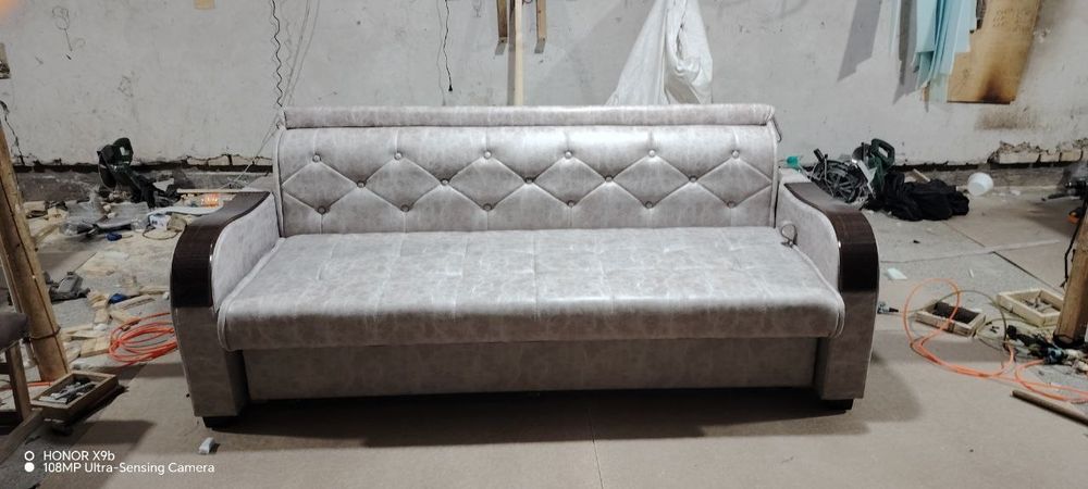 Raskladnoy divan 3 yil kafolati blan