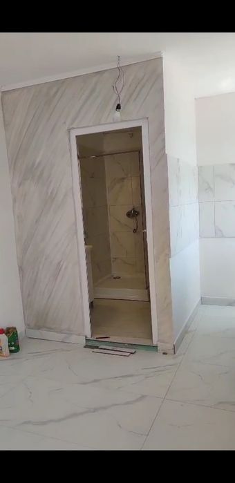 Închiriez apartament
