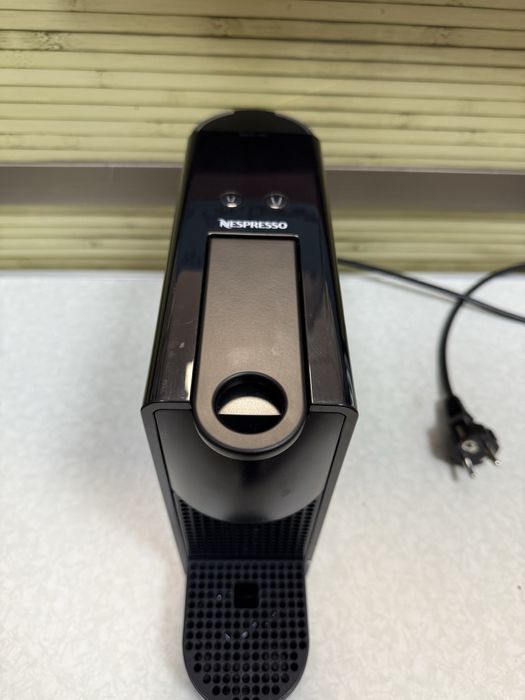 Кафемашина Nespresso-Krups