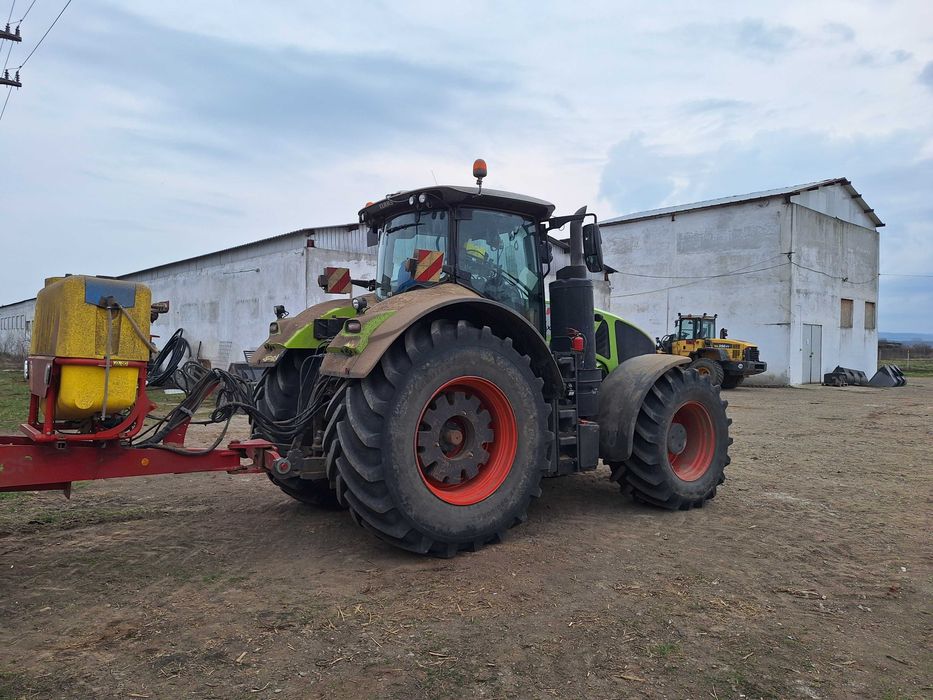 Tractor Claas AXION 960
