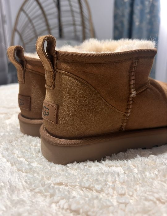 Ugg uri simple piele intoarsa