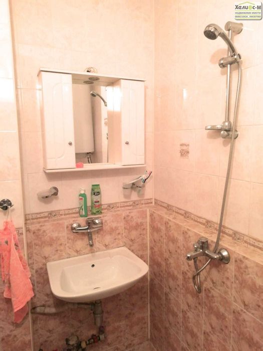 Продава се Двустаен апартамент в Монтана, Младост 2 - 61 кв.м за 987 €/кв.м - Снимка #13