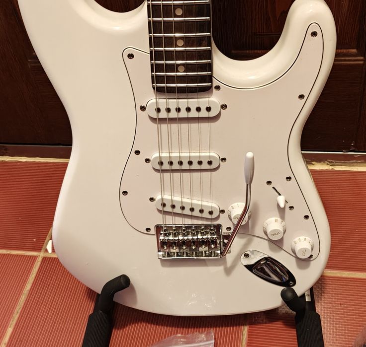 Kit HARLEY BENTON  (pedala+corzi+cabluri+curea+husa)