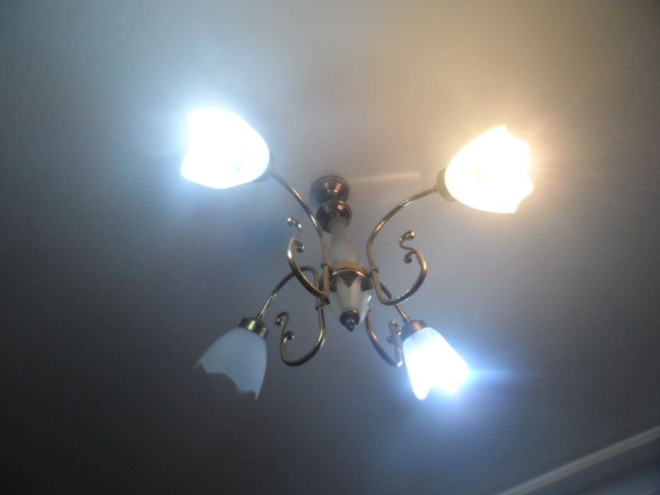 висящ полилей месинг