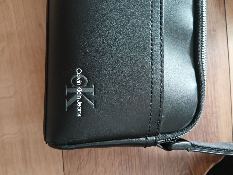 Calvin klein чанта