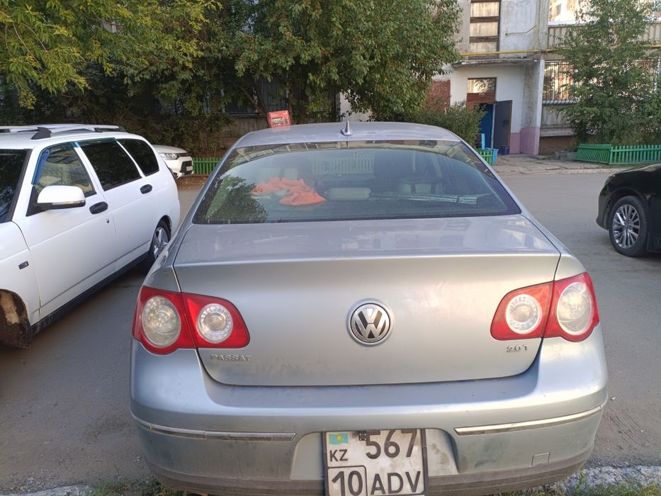 Volkswagen Passat B6 2005г