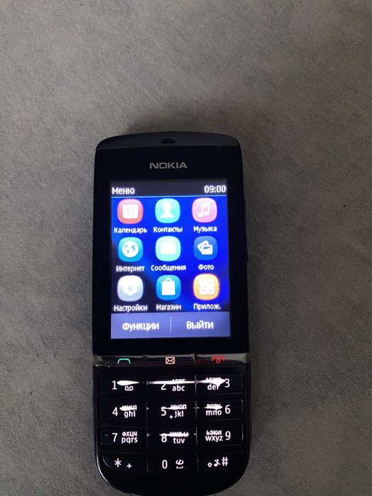 NOKIA 300 legenda ekran sensirliy