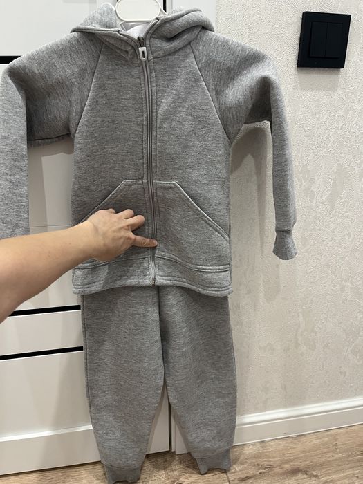 Спортивный костюм 3-4 г