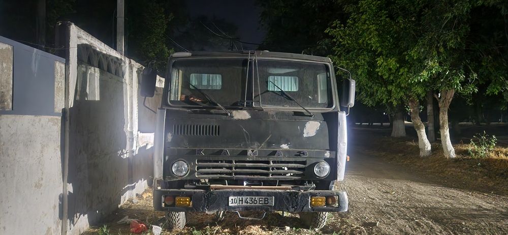 Срочно камаз шаланда сотилади