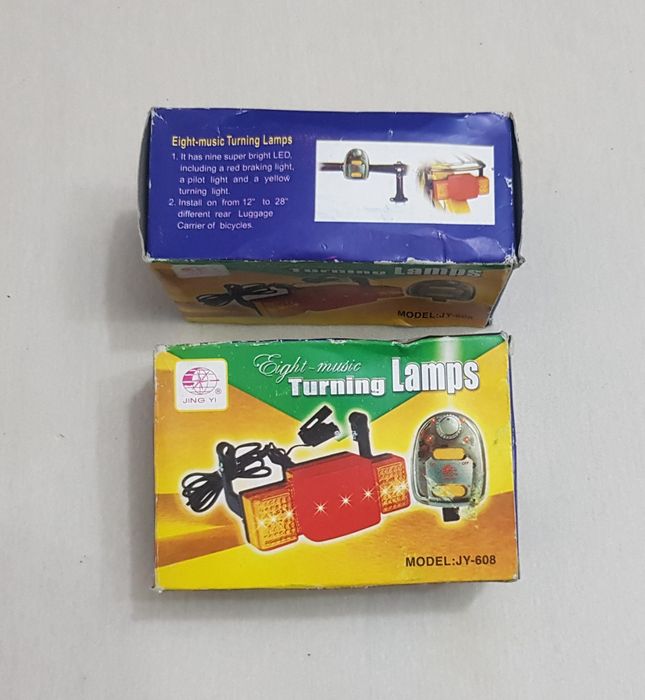 Alarma, sonerie bicicleta, moped cu semnalizare pe led, Noi in cutie