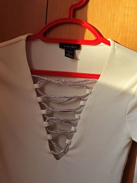 Кофта боди очень красивая размер xs-34