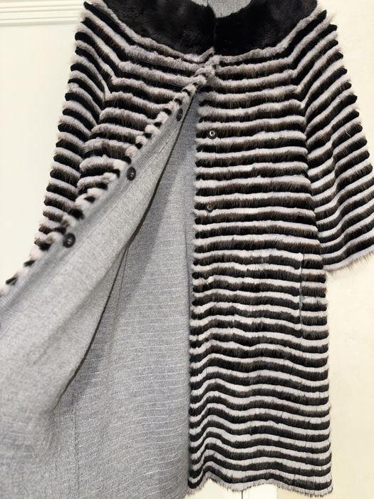 Продам дубленку полосатый