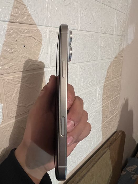 iPhone 16 про макс