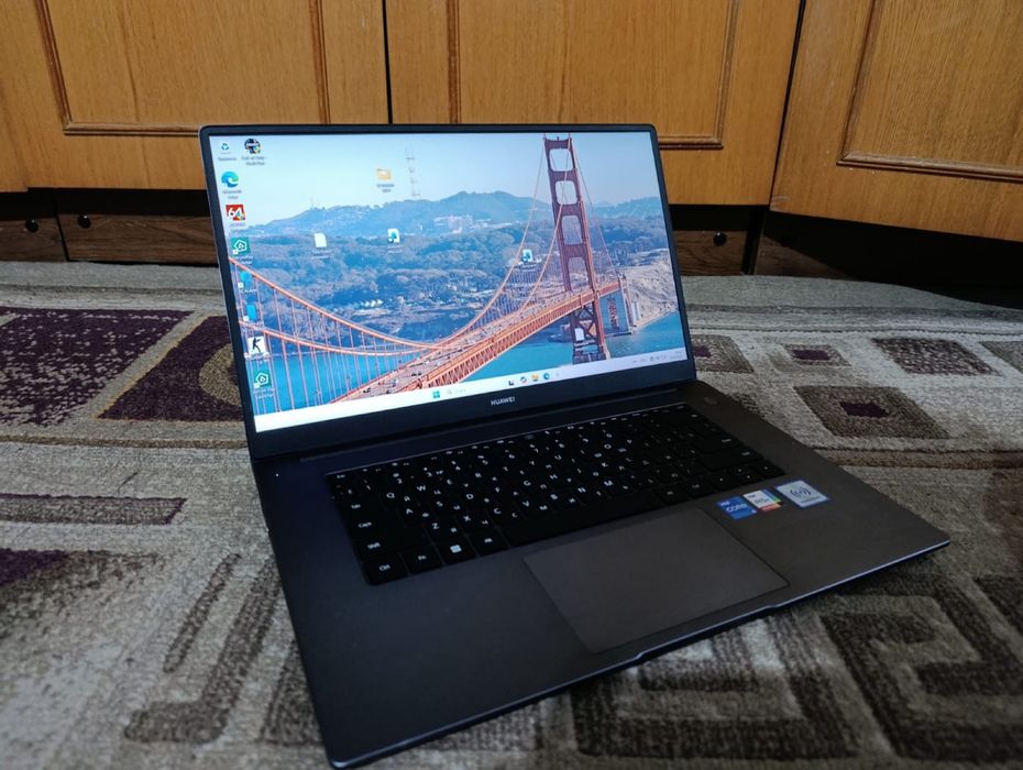 Huawei matebook D15
