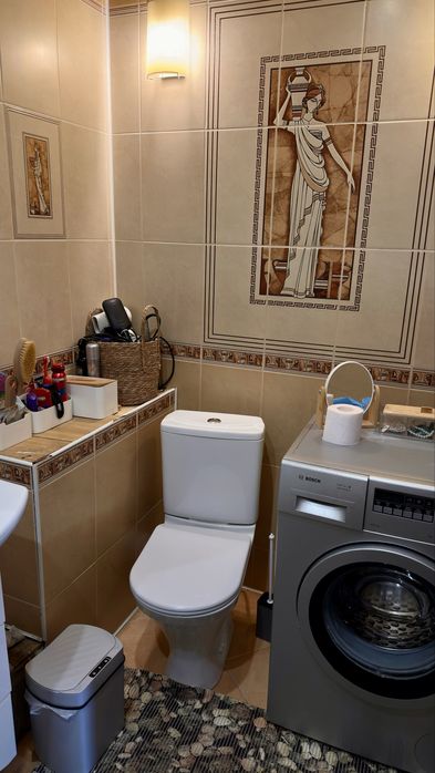 Продам трехкомнатную квартиру