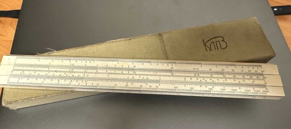 Rigla calcul URSS 1973 vintage de colectie