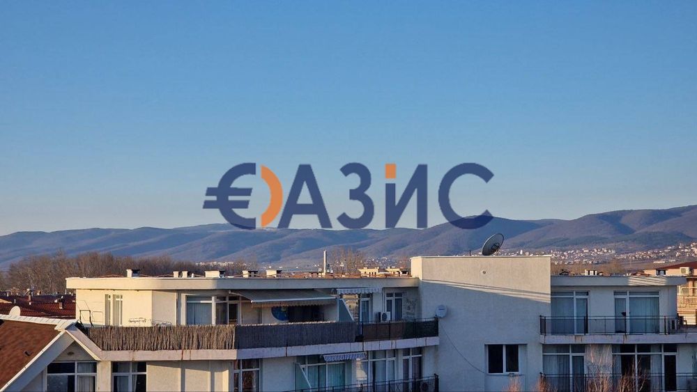 Продава се Двустаен апартамент в к.к. Слънчев бряг - 51 кв.м за 1030 €/кв.м - Снимка #7