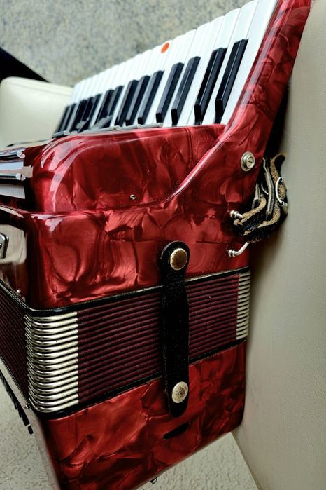 Acordeon Weltmeister Separato 72 basi