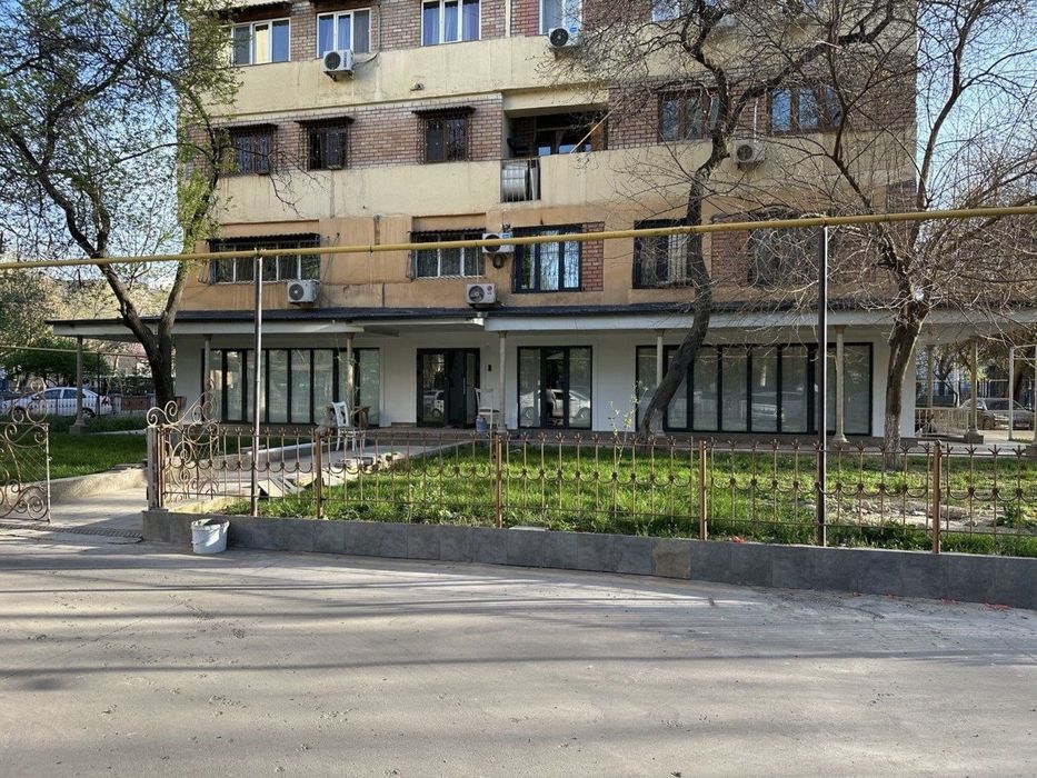 Ц-4 Кафе Централ | 235кв - нежилое помещение Продажа