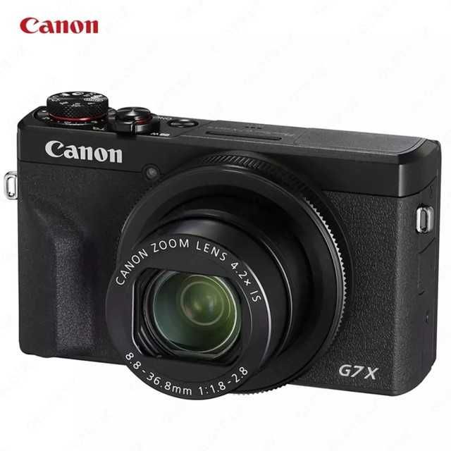 Canon G7x Mark III