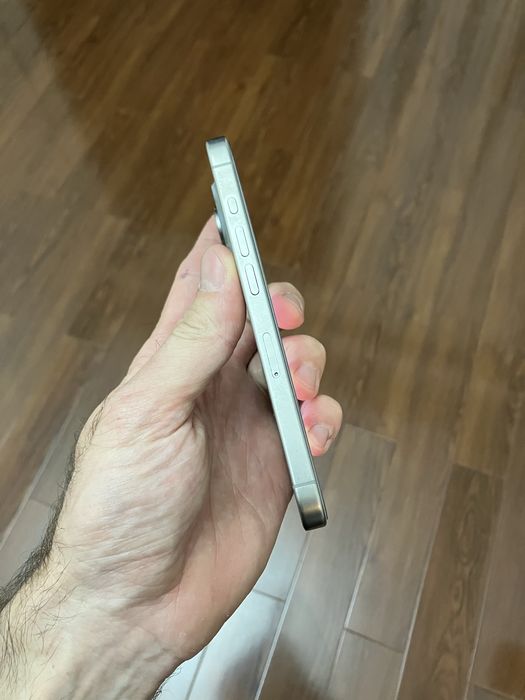 iPhone 15 Pro 256GB Sim