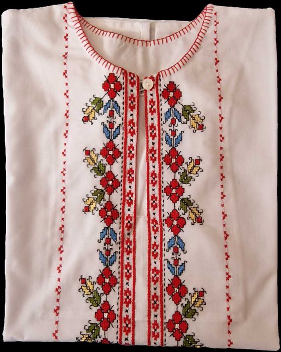 Ръчно изработена българска бродерия