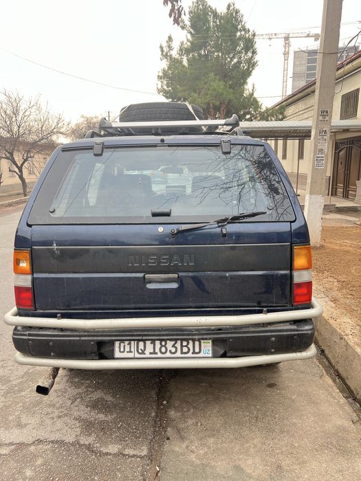 Nissan terrano 1990