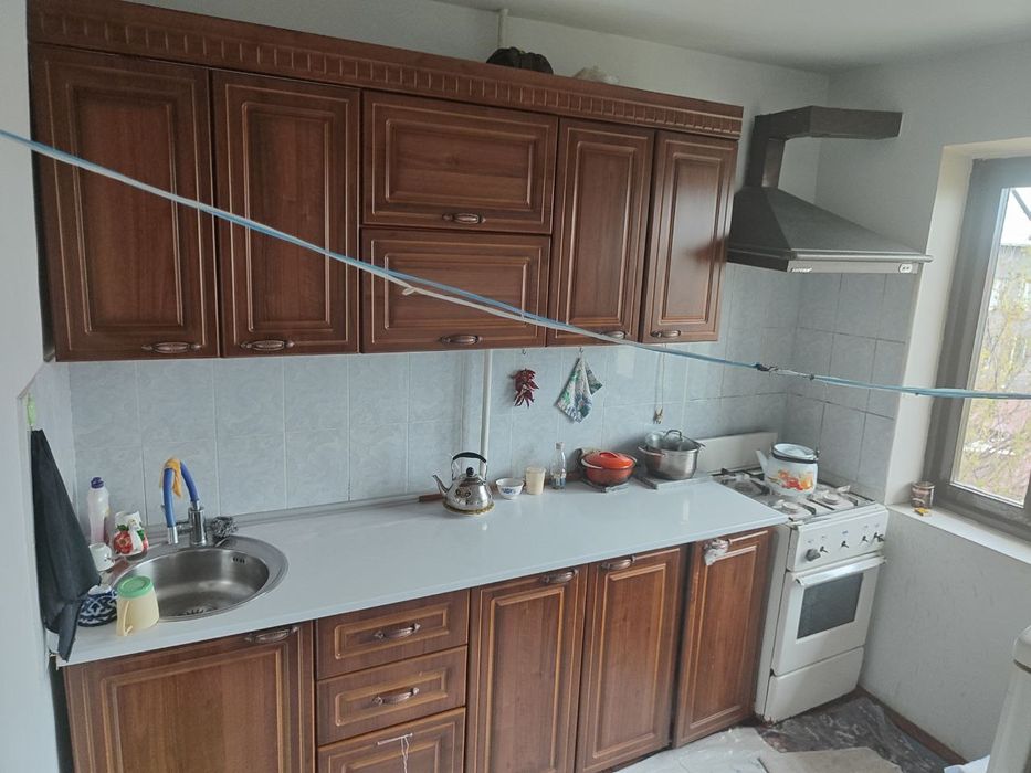 Uy sotiladi 2 xonali Toshloq