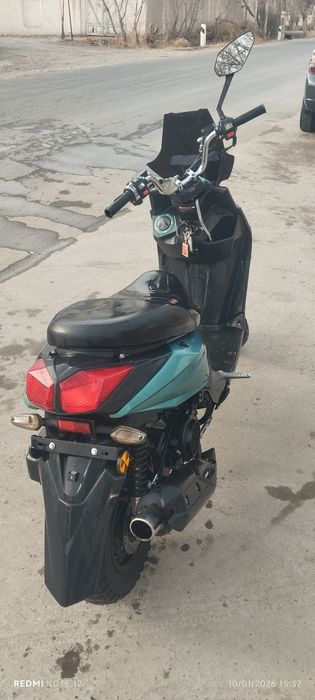 Mototsikl moto skuter benzinli hamma joyi ishladi garantiya
